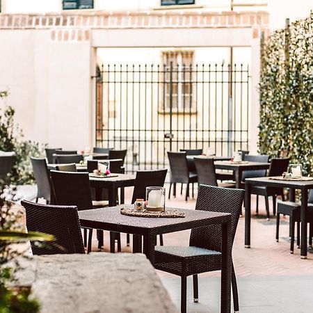 Palazzo Feroci - Residenza D'Epoca Apartment Пиза Екстериор снимка