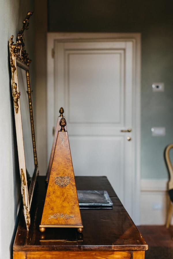 Palazzo Feroci - Residenza D'Epoca Apartment Пиза Екстериор снимка